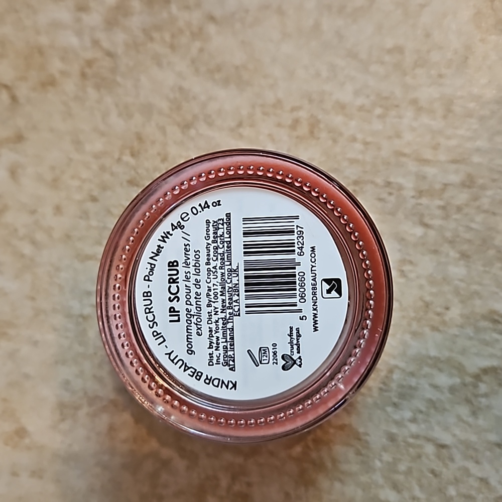 kndr beauty lip scrub